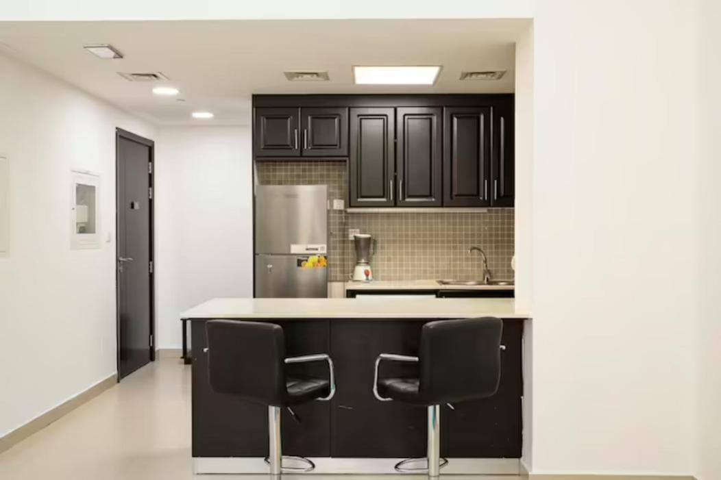 Modelux Tower 1 Apartment Dubai Exterior foto