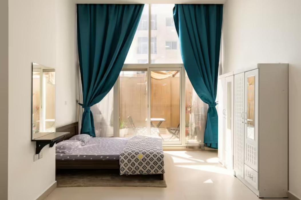 Modelux Tower 1 Apartment Dubai Exterior foto